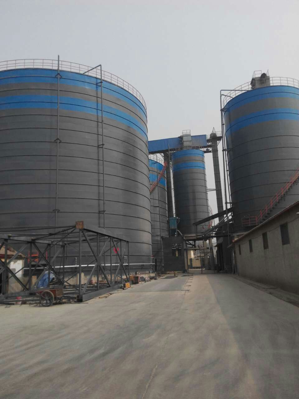 和布克赛尔粉煤灰储存库基础怎么建造